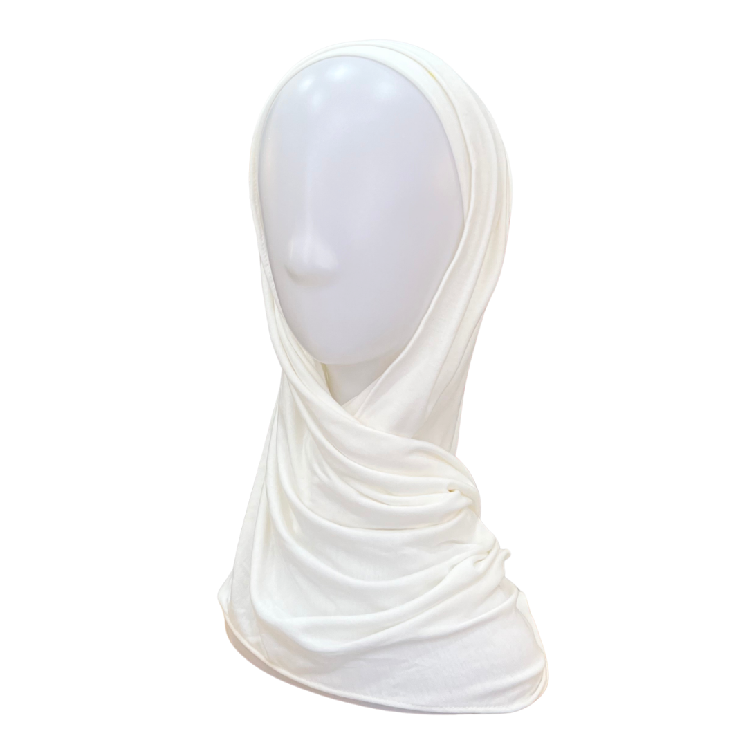 Nure Instant Shawl in Vanilla (off-white)